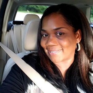 Meet your Posher, Lisa lalah